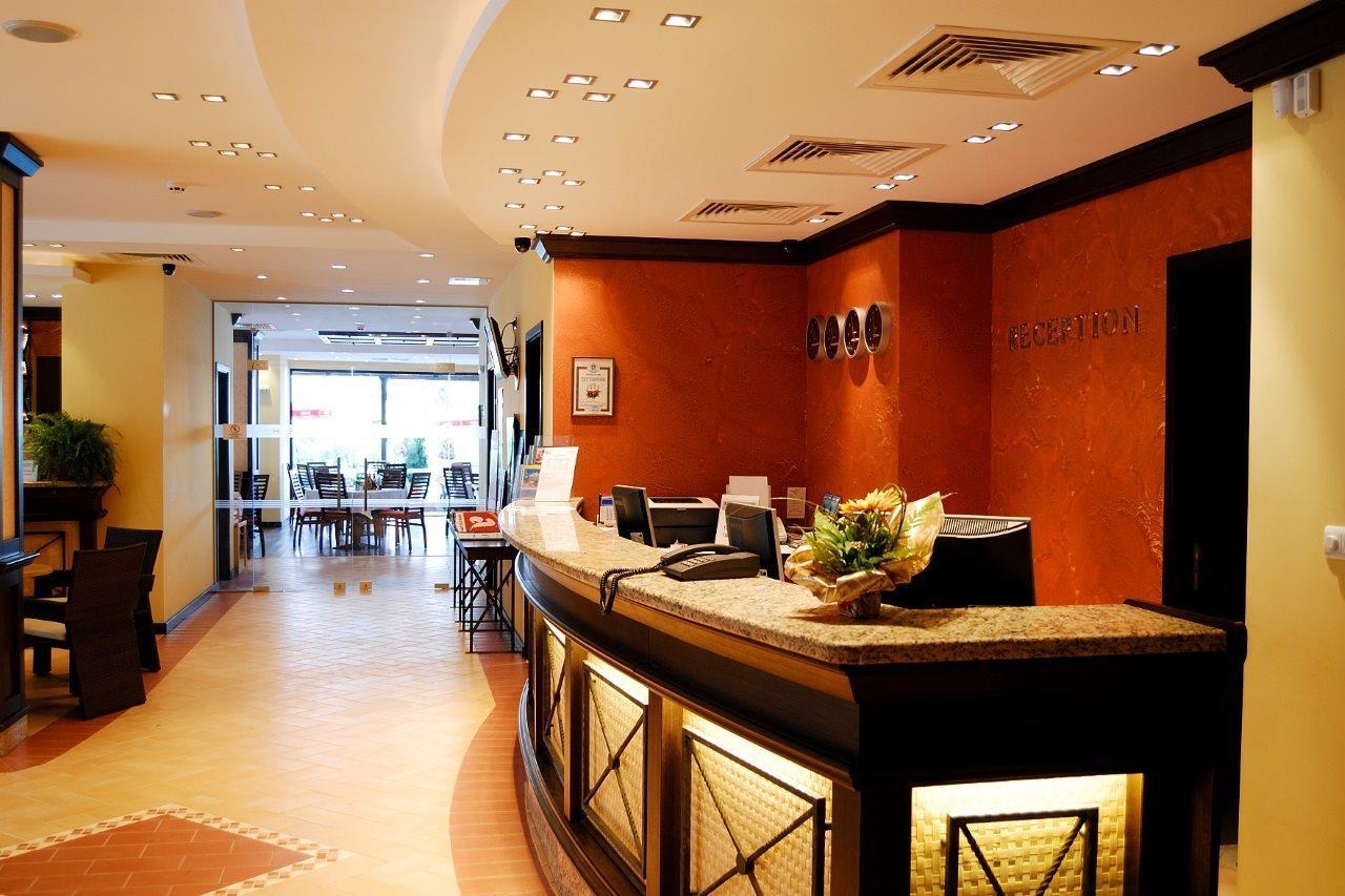 Lion Sunny Beach Hotel Exterior foto
